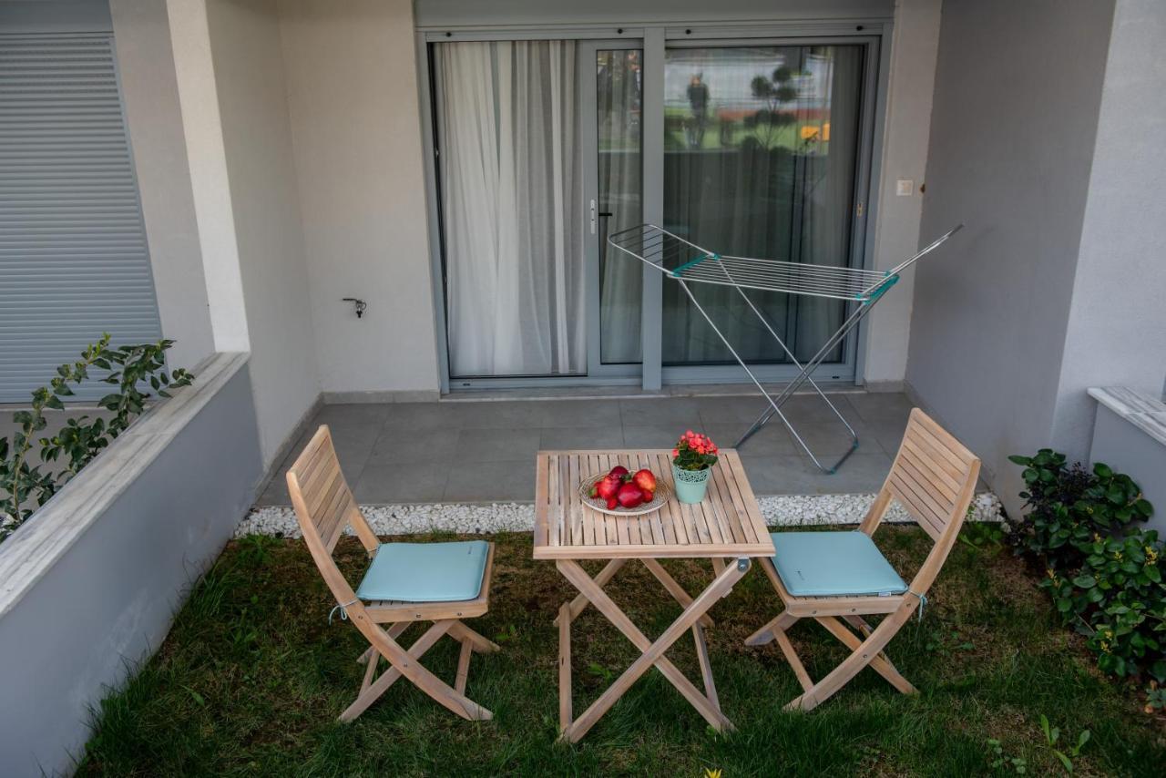 Itaka Studio Apartments - Halkidiki Suites Com Никити Экстерьер фото