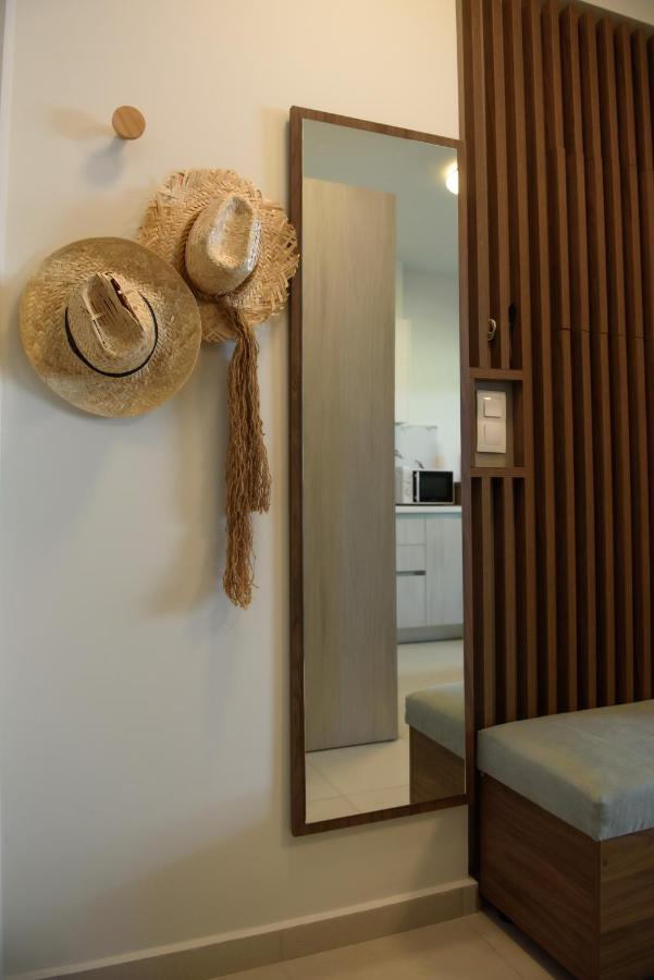 Itaka Studio Apartments - Halkidiki Suites Com Никити Экстерьер фото
